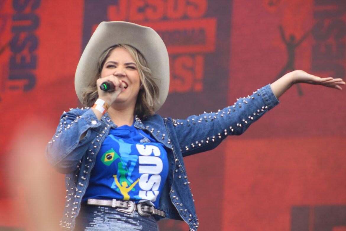 A cantora Talita Dias. Foto: Ventania.